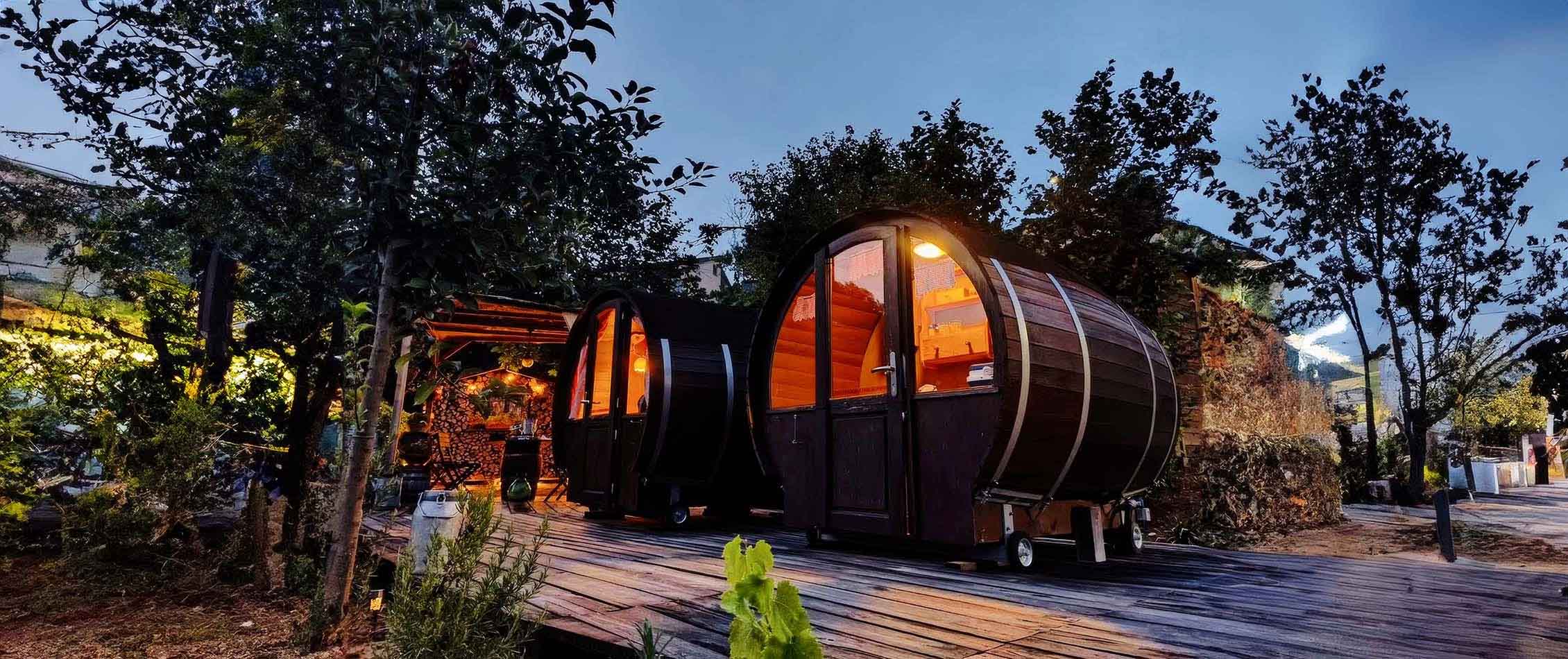 glamping marche, dormire in una botte, dormire nelle botti marche